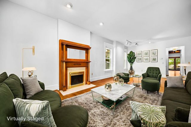 422 W 6th Avenue, Columbus, OH 43201