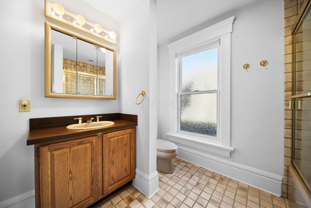 422 W 6th Avenue, Columbus, OH 43201