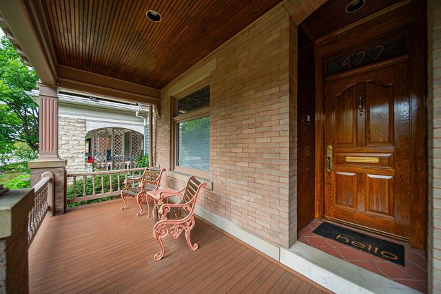 422 W 6th Avenue, Columbus, OH 43201