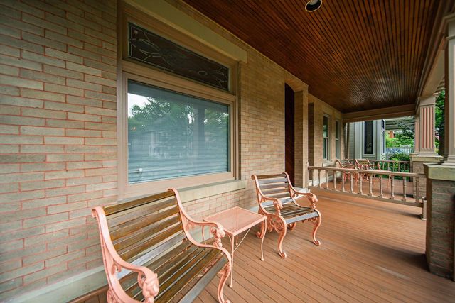 422 W 6th Avenue, Columbus, OH 43201