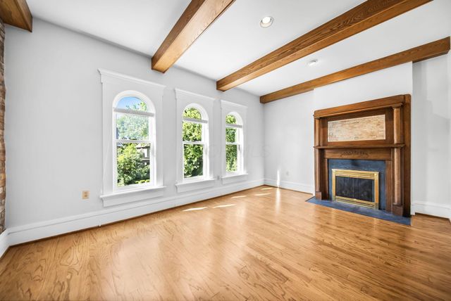 422 W 6th Avenue, Columbus, OH 43201