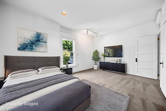 422 W 6th Avenue, Columbus, OH 43201