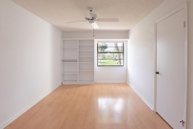 5829 Parkwalk Drive, Boynton Beach, FL 33472