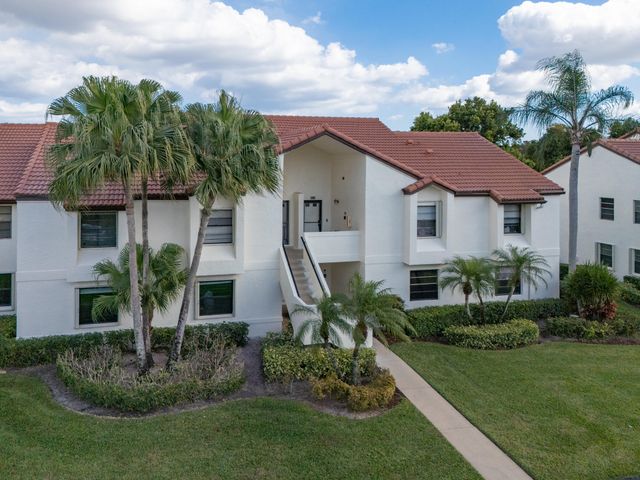 5829 Parkwalk Drive, Boynton Beach, FL 33472