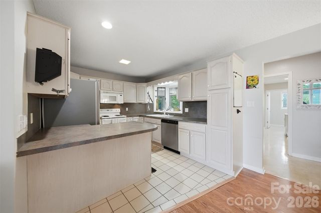192 Reese Loop, Taylorsville, NC 28681