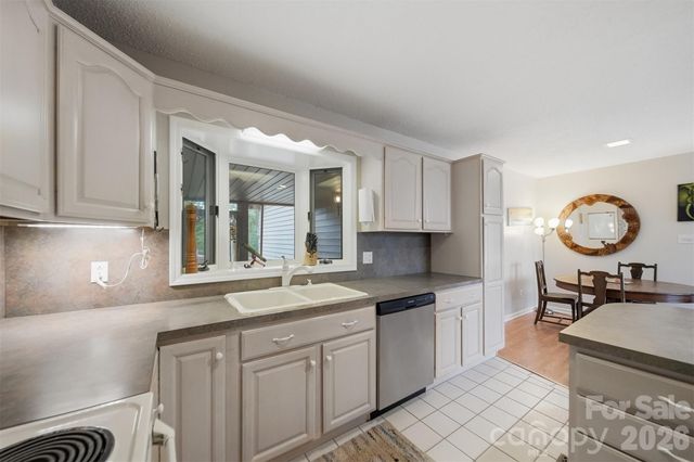 192 Reese Loop, Taylorsville, NC 28681