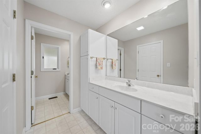 192 Reese Loop, Taylorsville, NC 28681