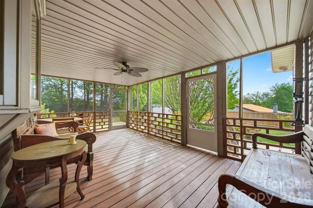 192 Reese Loop, Taylorsville, NC 28681