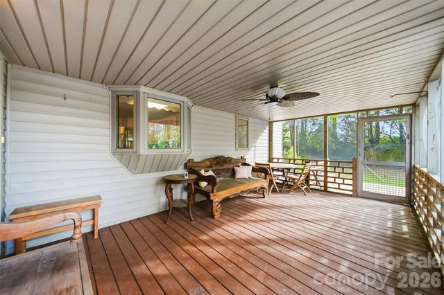 192 Reese Loop, Taylorsville, NC 28681