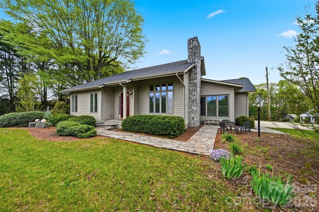 192 Reese Loop, Taylorsville, NC 28681