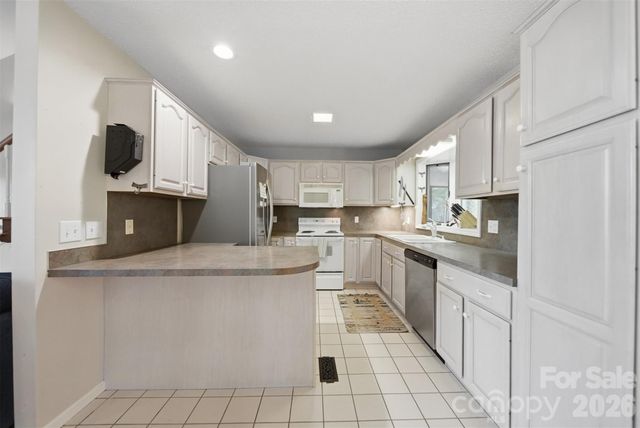 192 Reese Loop, Taylorsville, NC 28681