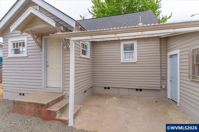 3419 Arbon St NE, Salem, OR 97301