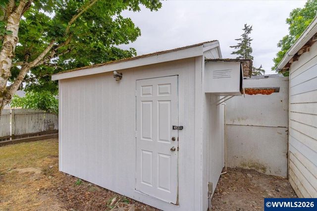 3419 Arbon St NE, Salem, OR 97301