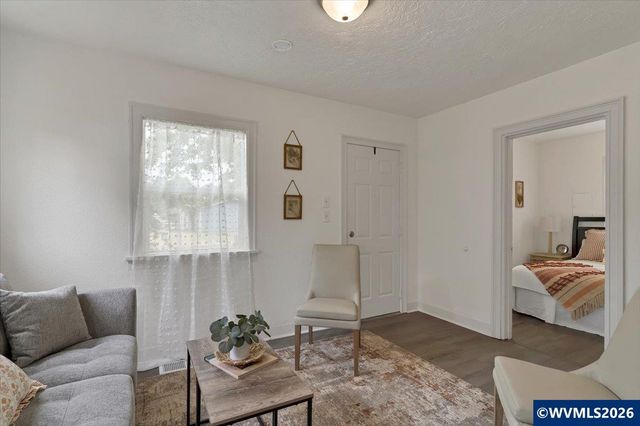 3419 Arbon St NE, Salem, OR 97301