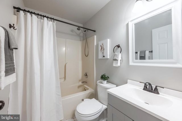 123 LONGVIEW DR, Stafford, VA 22556