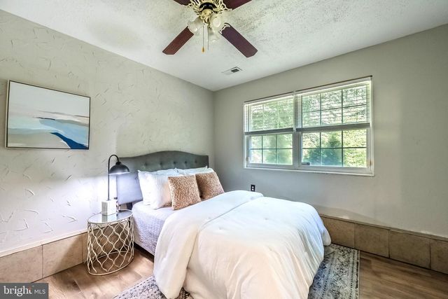 123 LONGVIEW DR, Stafford, VA 22556