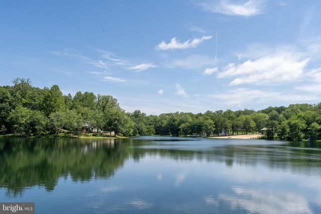 123 LONGVIEW DR, Stafford, VA 22556