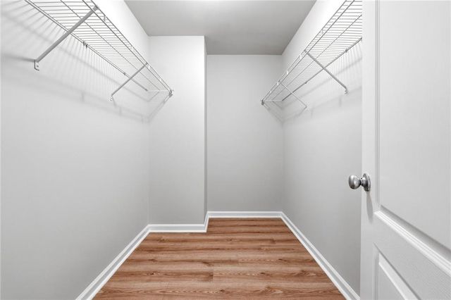 1006 Ivydale Circle, Lawrenceville, GA 30045