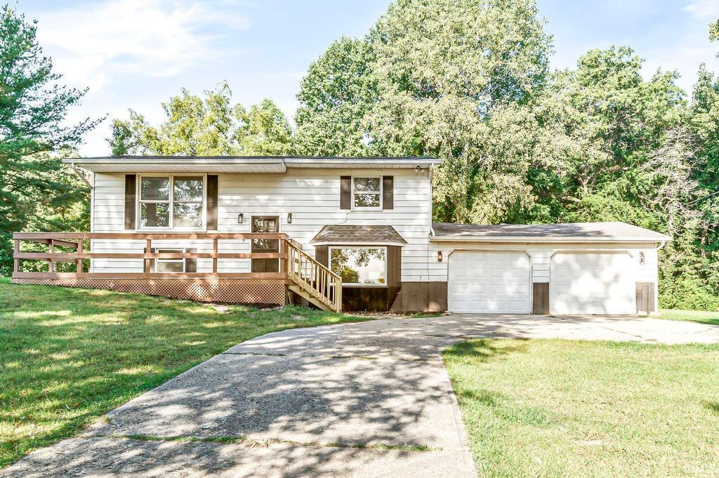 3155 Nutmeg Road, Plymouth, IN 46563