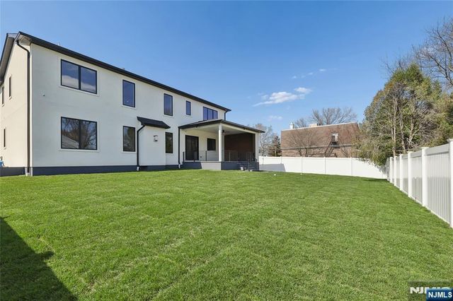 228 Spring Valley Road, Paramus, NJ 07652