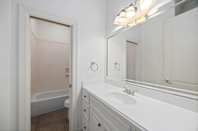 1531 Briar Bend Drive, Friendswood, TX 77546