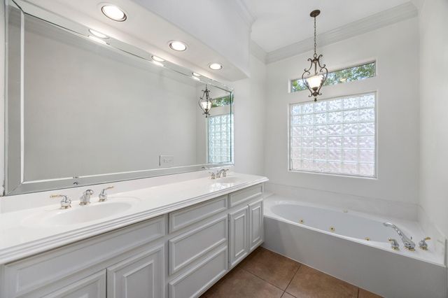 1531 Briar Bend Drive, Friendswood, TX 77546