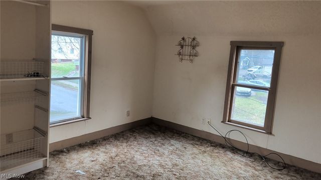 1857 Maple Avenue NE, Canton, OH 44705