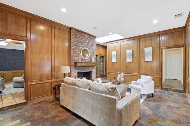 3400 Steven Drive, Plano, TX 75023