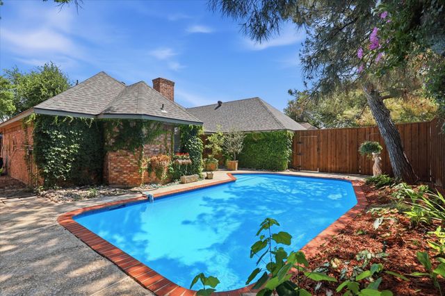 3400 Steven Drive, Plano, TX 75023