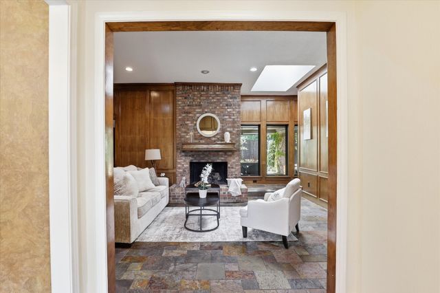 3400 Steven Drive, Plano, TX 75023