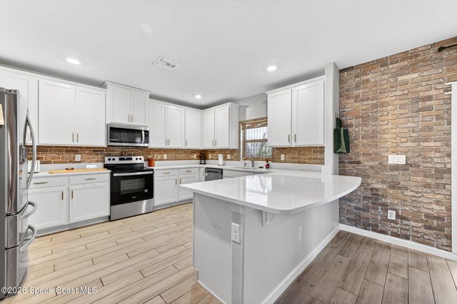 340 Wiregrass Avenue, West Melbourne, FL 32904