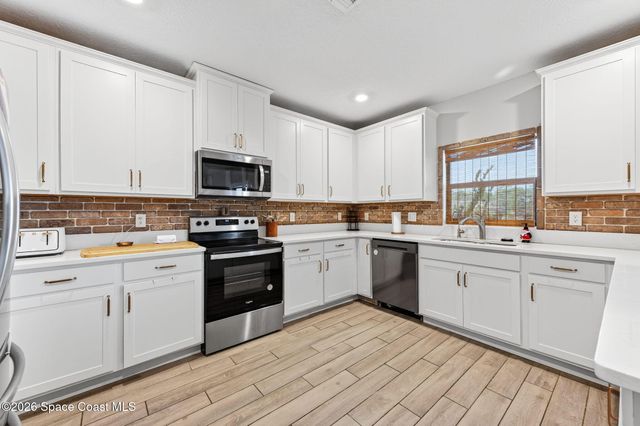 340 Wiregrass Avenue, West Melbourne, FL 32904