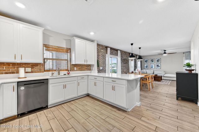 340 Wiregrass Avenue, West Melbourne, FL 32904