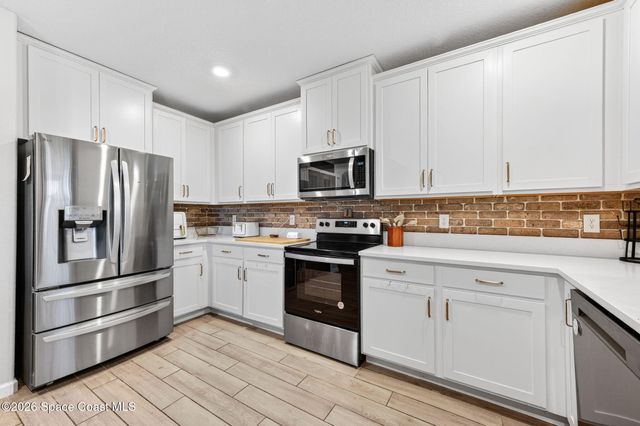 340 Wiregrass Avenue, West Melbourne, FL 32904