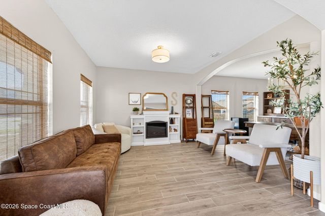 340 Wiregrass Avenue, West Melbourne, FL 32904