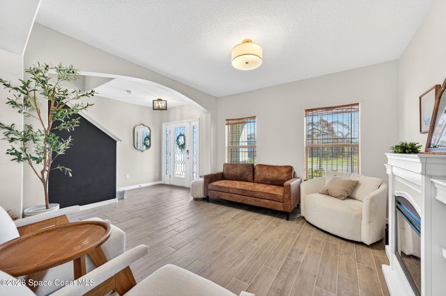 340 Wiregrass Avenue, West Melbourne, FL 32904