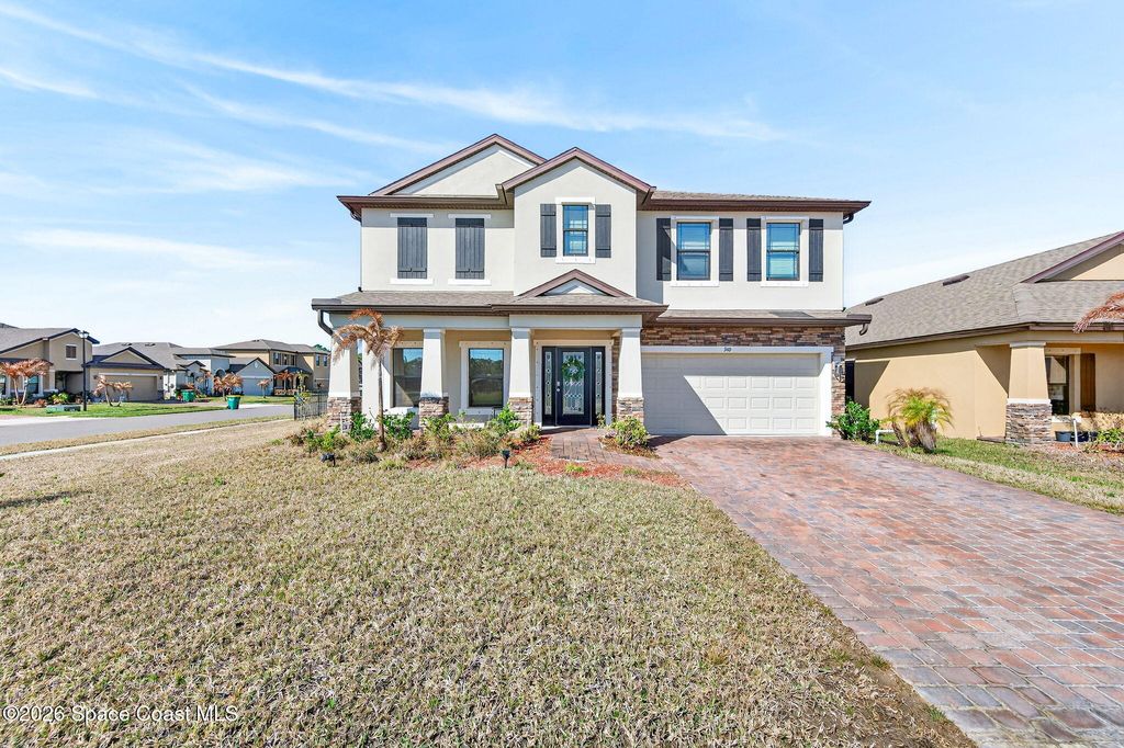 340 Wiregrass Avenue, West Melbourne, FL 32904