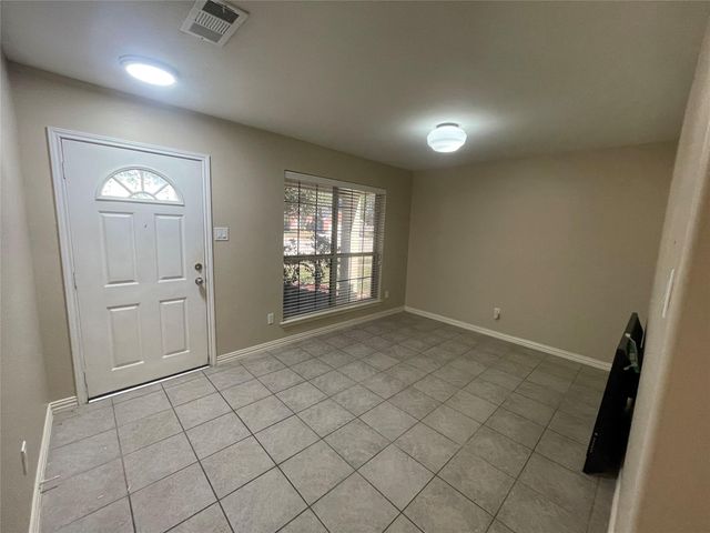 1530 Lochstone Drive, Houston, TX 77073