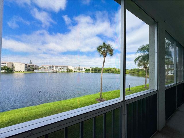 3362 LAKE BAYSHORE DRIVE P214, Bradenton, FL 34205
