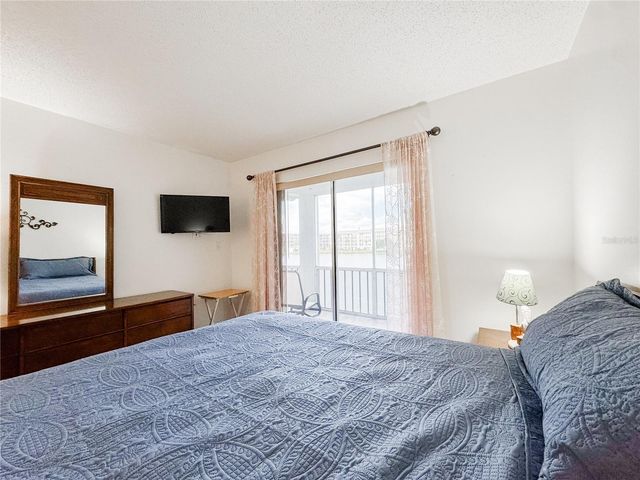 3362 LAKE BAYSHORE DRIVE P214, Bradenton, FL 34205