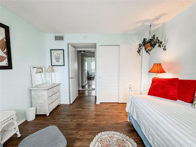 3362 LAKE BAYSHORE DRIVE P214, Bradenton, FL 34205