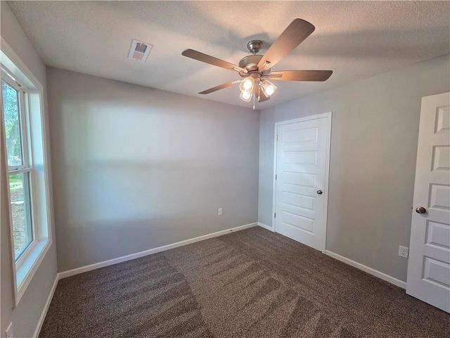 618 N Bates Street, Adrian, MO 64720