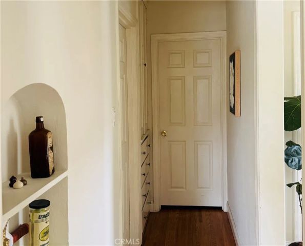 2530 S Bentley Avenue, Los Angeles, CA 90064
