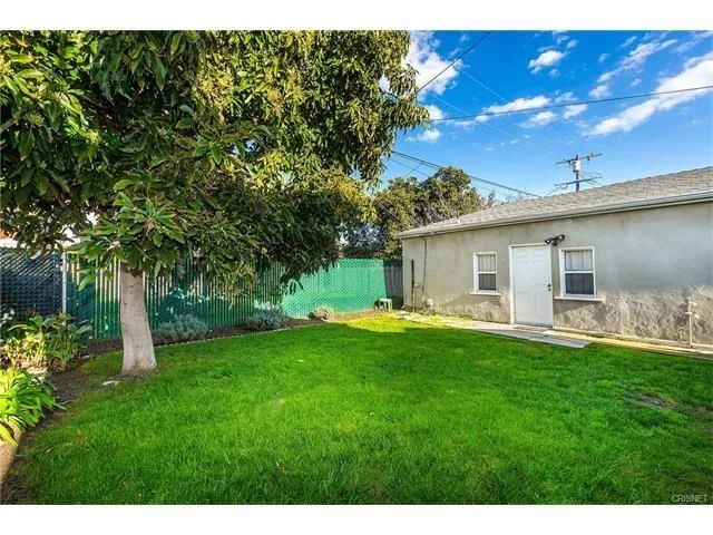 2530 S Bentley Avenue, Los Angeles, CA 90064