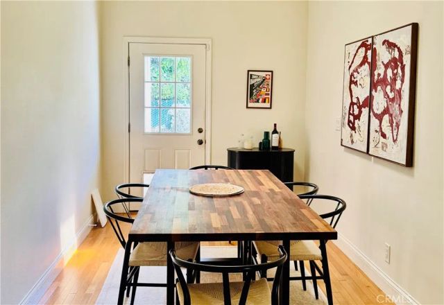2530 S Bentley Avenue, Los Angeles, CA 90064