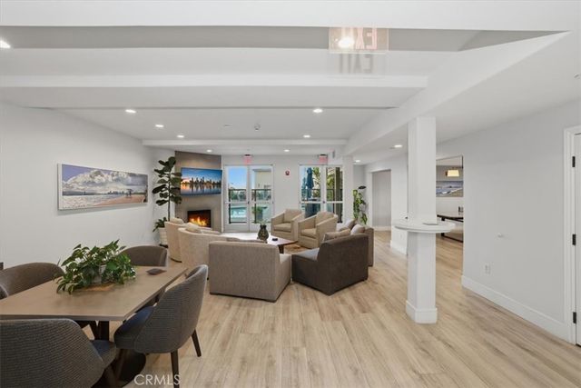 1000 E Ocean 402, Long Beach, CA 90802