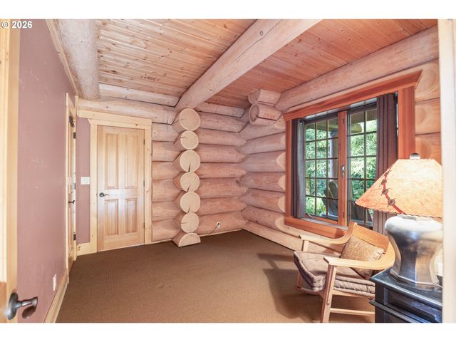 5441 LITTLE WOAHINK Dr, Florence, OR 97439