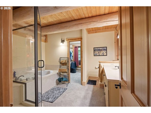 5441 LITTLE WOAHINK Dr, Florence, OR 97439