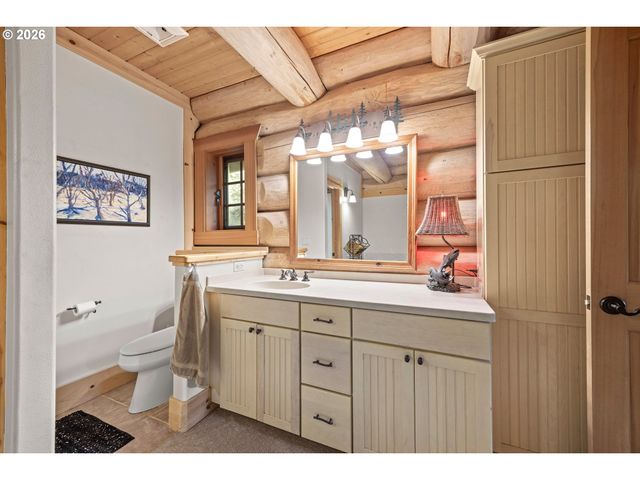 5441 LITTLE WOAHINK Dr, Florence, OR 97439