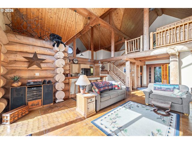 5441 LITTLE WOAHINK Dr, Florence, OR 97439